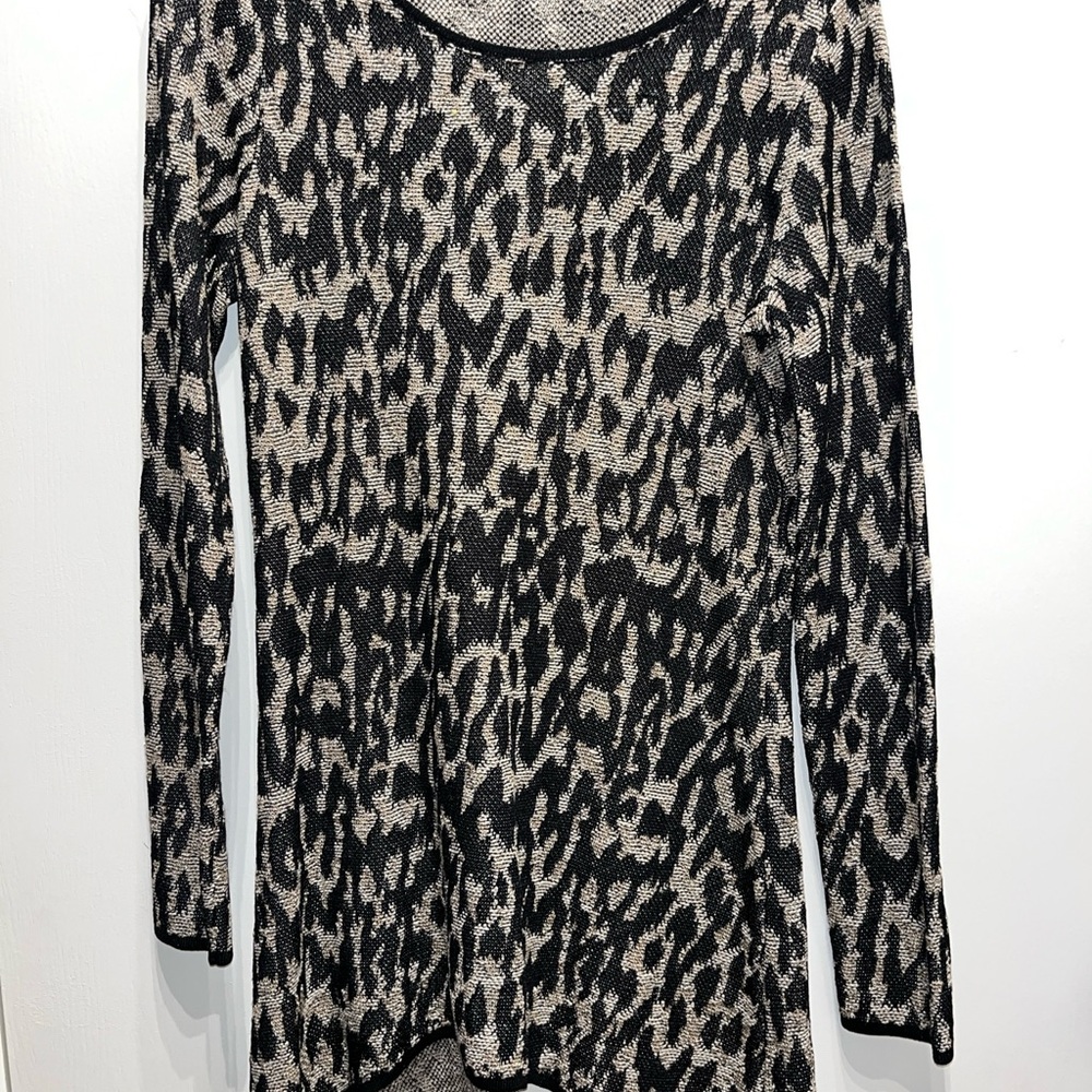INC Leopard Print Sweater Size M Animal Print Metallic Long Sleeves